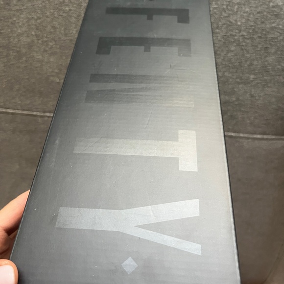 PUMA -FENTY FUR SLIDES-cool blue puma silver size EUR37 US 6.5 - Picture 6 of 6